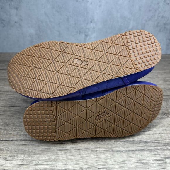 Teva~Girls~”Ember Mid Ultraviolet/Pink Quilted Classic Micro-Fiber Bootie~Size 4 - Picture 7 of 8